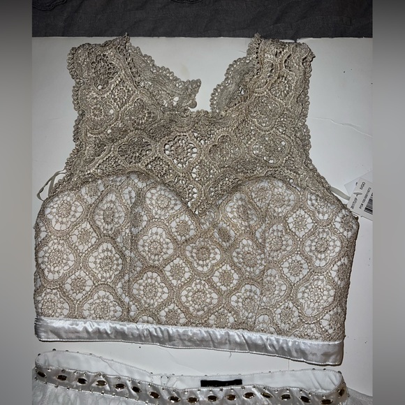 Women’s Juniors size 9 Homecoming Dress - Picture 3 of 5